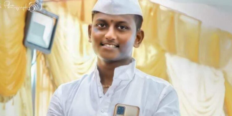 अनाथांना भिक्षा वाम मार्ग नव्हे , वारकरी शिक्षणातून ज्ञानाची दिक्षा देणारा अवलिया !