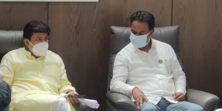 विद्यापीठाची घोळचुक : चार जिल्ह्यातील T.Y B.com च्या विद्यार्थ्यांचे भवितव्य अंधारात !