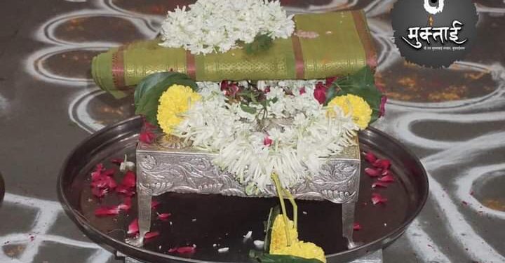 जातो माघारी पंढरीनाथा! तुझे दर्शन झाले आता !!