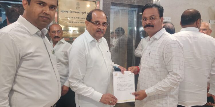 बोदवड ता. बोदवड येथे तहसिलदारांची तात्काळ नेमणूक करावी – आमदार चंद्रकांत पाटील 