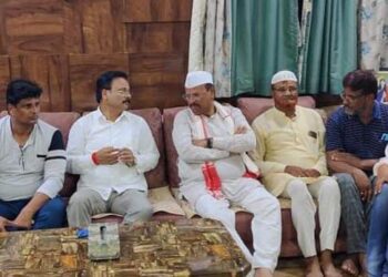 कृषी मंत्री ना.अब्दुल सत्तार यांची मुक्ताईनगर येथे धावती भेट !