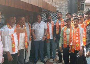 धानोरी ता. बोदवड येथील शेकडो कार्यकर्त्यांचा आमदार चंद्रकांत पाटील यांच्या हस्ते शिवसेनेत जाहीर प्रवेश !