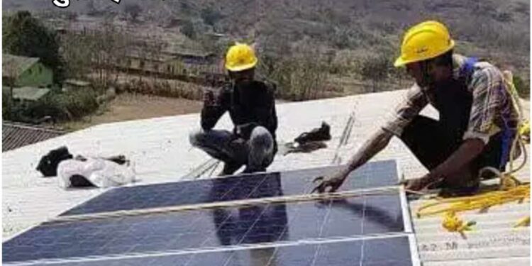 विज बिलापासून सुटका मिळवण्यासाठी संत मुक्ताईनगर येथे सोलर पॅनल बसविण्यासाठी वाढला कल;  सरकारही देत आहे इतकी सबसिडी