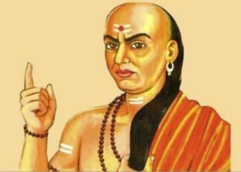 Chanakya Niti: पत्नीच्या अंगी असलेल्या या 4 गुणांनी पती ठरतो भाग्यवान, जाणून घ्या काय सांगते चाणक्य नीती