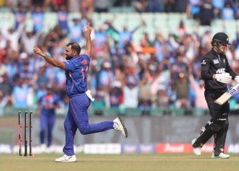 Team India : विश्वचषक 2019 पासून घरच्या मैदानावर टीम इंडीयाचा दबदबा, सलग 7 मालिकांवर मिळला विजय