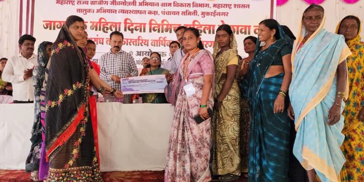 मुक्ताईनगर येथे महिला दिनी “भव्य महिला मेळावा”