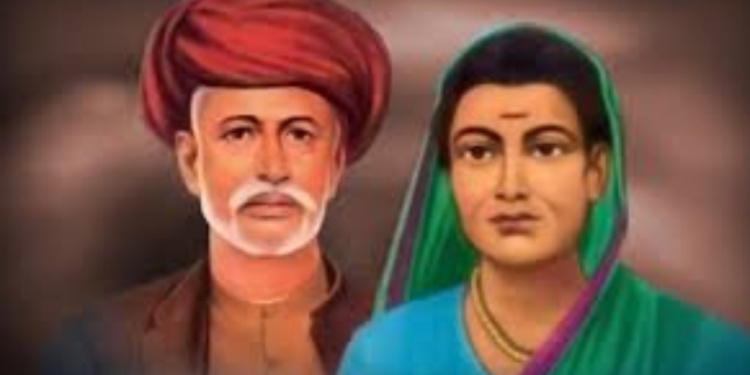 महात्मा फुले व सावित्रीबाई फुले यांचा पूर्णाकृती पुतळा होणार; एक कोटीची मागणी