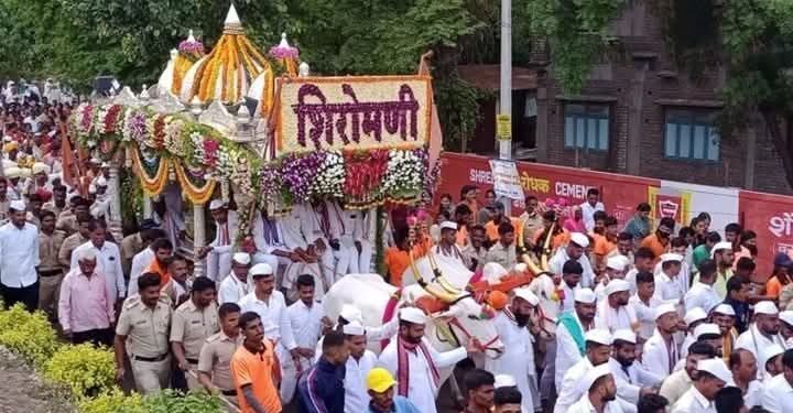 ЁЯЫХ рддреБрдХреЛрдмрд╛рдВрдЪреНрдпрд╛ рдкрд╛рд▓рдЦреА рд╕реЛрд╣рд│реНрдпрд╛рдд рдРрддрд┐рд╣рд╛рд╕рд┐рдХ рд╡рд│рдг тАФ 340 рд╡рд░реНрд╖рд╛рдВрдЪреА рдкрд░рдВрдкрд░рд╛ рдирд╡реНрдпрд╛ рд╡рд│рдгрд╛рд╡рд░!