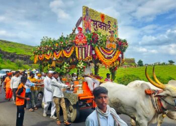 🛑 हे पहाच! “संत मुक्ताबाईंच्या पालखी सोहळ्याने पार केला  कुंथलंगिरी घाट” – आता फक्त काहीच अंतरावर पंढरपूर! 🙏