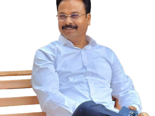 मुक्ताईनगरमध्ये वादळी वाऱ्यामुळे झालेल्या नुकसानीचे तात्काळ पंचनामे करण्याचे आमदार चंद्रकांत पाटलांचे निर्देश