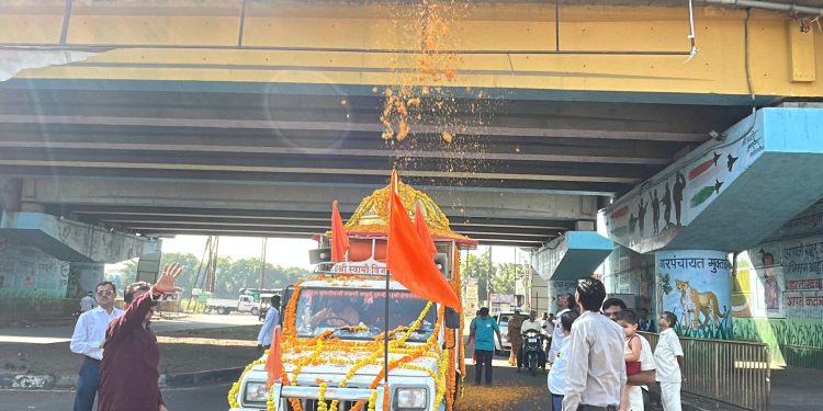 संत मुक्ताईनगरीत श्री स्वामी समर्थ पादुका सोहळ्याचा भक्तिमय जल्लोष!
